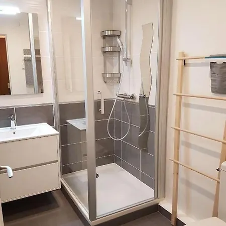 A La Donville-les-Bains